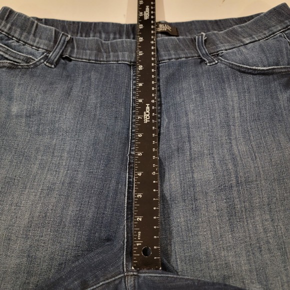 Judy Blue Jean Shorts Womens 3XL High‎ Rise Pull On Fringed Stretch Denim Shorts - Picture 6 of 8